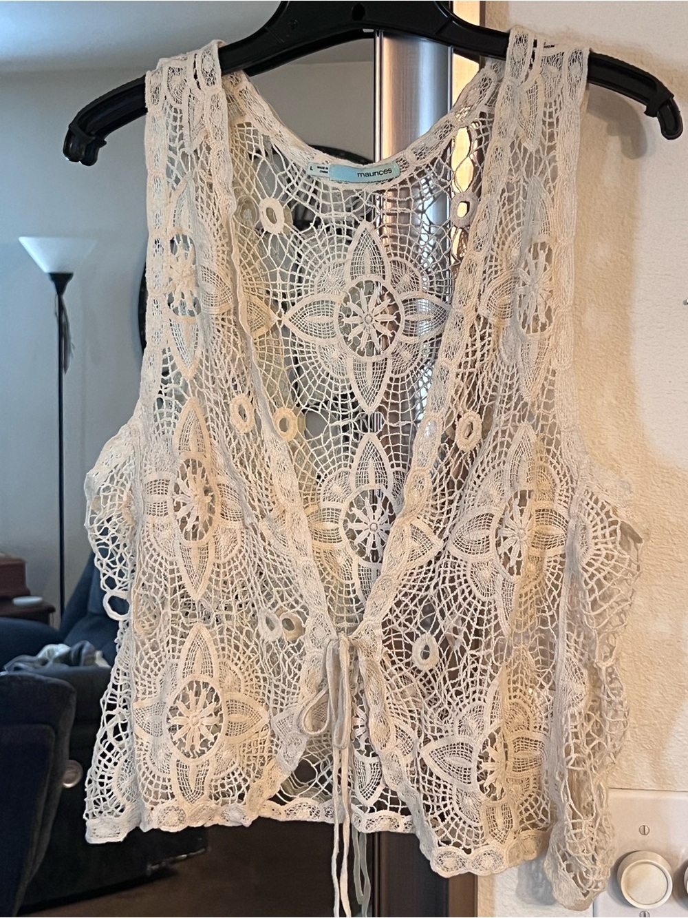 Maurices Women’s Cream Cotton  Crochet Lace Open Tie Front Boho Vest Size L